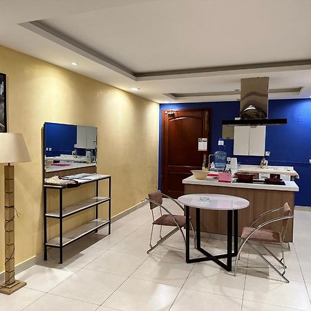 Sunset Luxury Gold Crest Mall Residency Lahore Eksteriør bilde