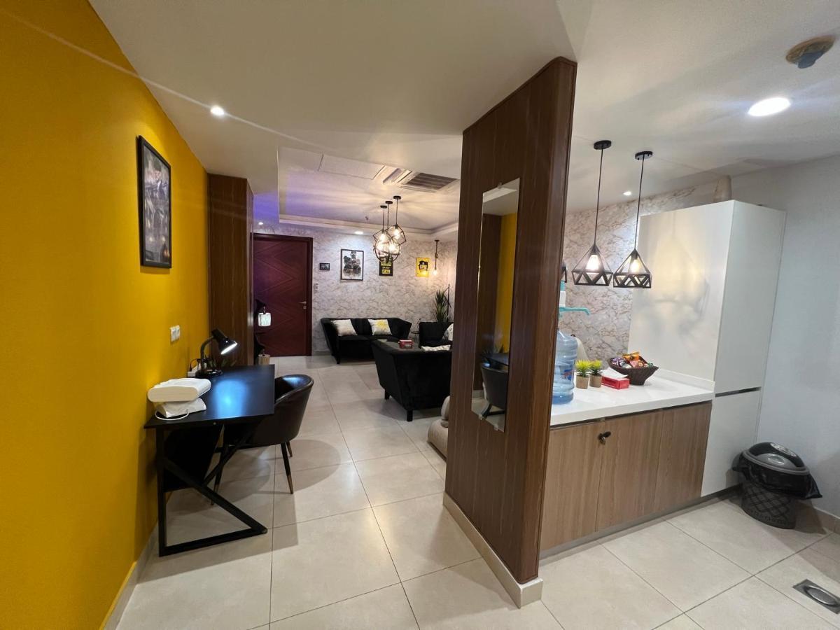 Sunset Luxury Gold Crest Mall Residency Lahore Eksteriør bilde