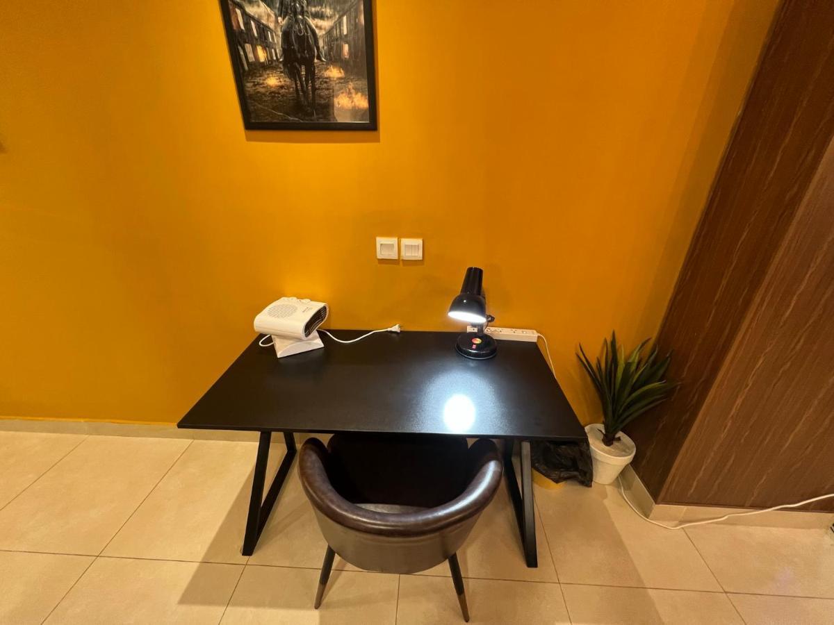 Sunset Luxury Gold Crest Mall Residency Lahore Eksteriør bilde