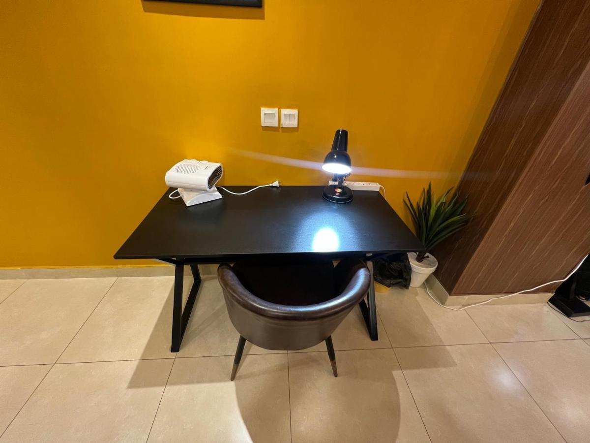 Sunset Luxury Gold Crest Mall Residency Lahore Eksteriør bilde