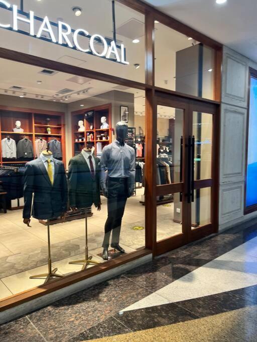 Sunset Luxury Gold Crest Mall Residency Lahore Eksteriør bilde